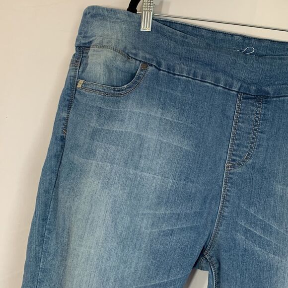 Lola Light Blue Anna MLB Mid Rise Stretchy Skinny Jeans - Picture 3 of 14